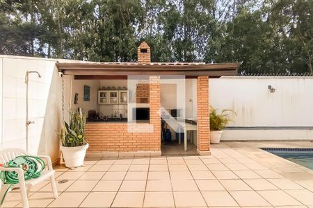 Casa de condomínio à venda com 400m², 4 quartos e 4 vagas Casa de condomínio à venda com 400m², 4 quartos e 4 vagasPiscina e área gourmet