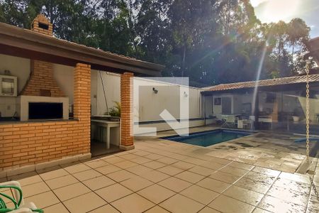 Casa de condomínio à venda com 400m², 4 quartos e 4 vagas Casa de condomínio à venda com 400m², 4 quartos e 4 vagasPiscina e área gourmet