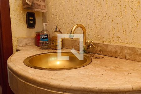 Casa de condomínio à venda com 400m², 4 quartos e 4 vagas Casa de condomínio à venda com 400m², 4 quartos e 4 vagasLavabo - Pia