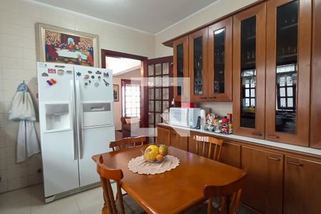 Casa de condomínio à venda com 400m², 4 quartos e 4 vagas Casa de condomínio à venda com 400m², 4 quartos e 4 vagasCozinha