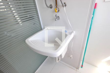 Apartamento à venda com 55m², 2 quartos e 1 vaga Apartamento à venda com 55m², 2 quartos e 1 vagaÁrea de serviço