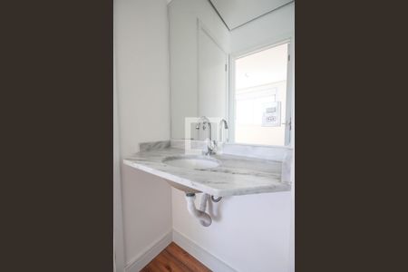 Apartamento à venda com 55m², 2 quartos e 1 vaga Apartamento à venda com 55m², 2 quartos e 1 vagaBanheiro