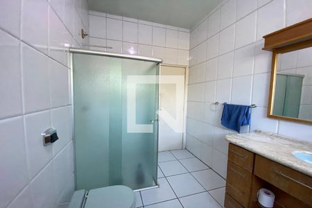 Casa à venda com 130m², 3 quartos e 3 vagasBanheiro