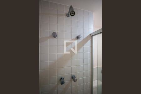 Banheiro de apartamento para alugar com 1 quarto, 50m² em Cambuí, Campinas