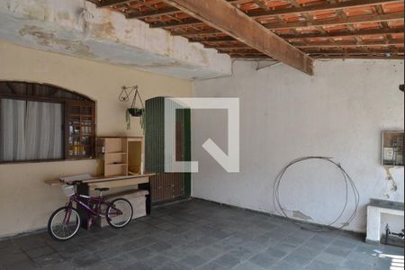 Casa à venda com 129m², 3 quartos e 2 vagasGaragem