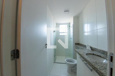 Banheiro de apartamento para alugar com 1 quarto, 27m² em Vila Ema, São Paulo