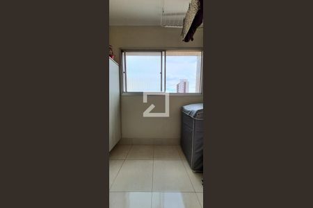 Apartamento à venda com 61m², 2 quartos e 1 vaga Apartamento à venda com 61m², 2 quartos e 1 vagaÁrea de Serviço