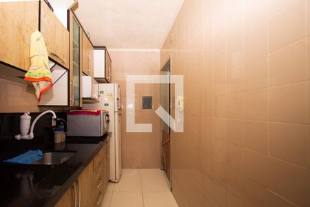 Apartamento à venda com 77m², 3 quartos e 1 vagaCozinha e Área de Serviço