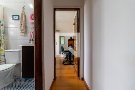 Casa à venda com 180m², 5 quartos e 1 vaga Casa à venda com 180m², 5 quartos e 1 vagaCorredos dos Quartos