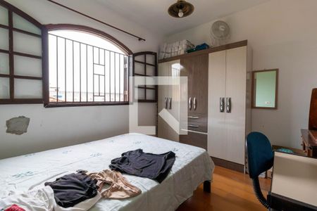 Casa à venda com 180m², 5 quartos e 1 vaga Casa à venda com 180m², 5 quartos e 1 vagaQuarto 2