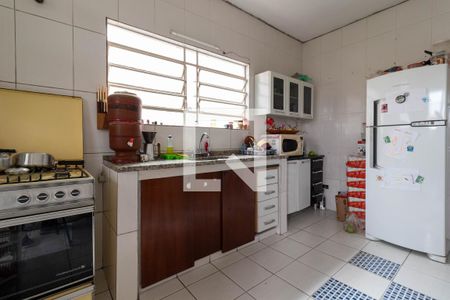 Casa à venda com 180m², 5 quartos e 1 vaga Casa à venda com 180m², 5 quartos e 1 vagaCozinha 1