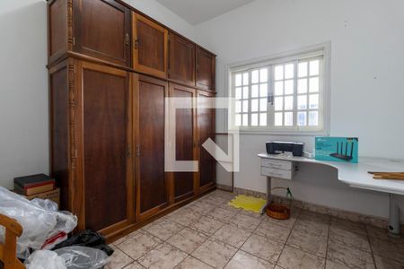 Casa à venda com 180m², 5 quartos e 1 vaga Casa à venda com 180m², 5 quartos e 1 vagaQuarto 3