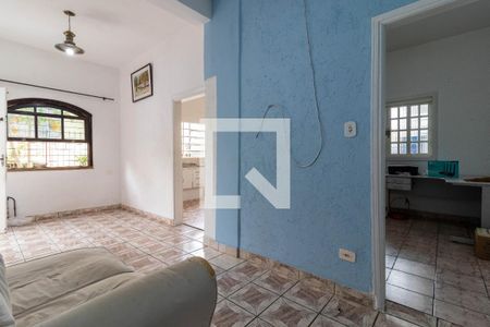 Casa à venda com 180m², 5 quartos e 1 vaga Casa à venda com 180m², 5 quartos e 1 vagaSala de Estar e Jantar