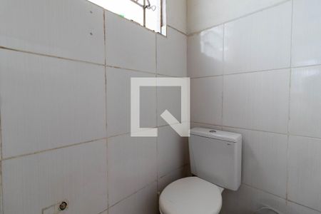 Casa à venda com 180m², 5 quartos e 1 vaga Casa à venda com 180m², 5 quartos e 1 vagaBanheiro Área de Serviço