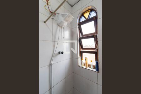 Casa à venda com 180m², 5 quartos e 1 vaga Casa à venda com 180m², 5 quartos e 1 vagaBanheiro 1 - Chuveiro Elétrico