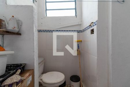 Casa à venda com 180m², 5 quartos e 1 vaga Casa à venda com 180m², 5 quartos e 1 vagaBanheiro 4 Área de Serviço