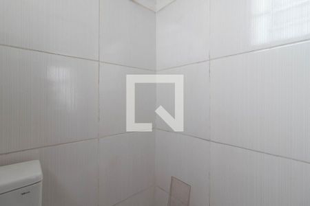 Casa à venda com 180m², 5 quartos e 1 vaga Casa à venda com 180m², 5 quartos e 1 vagaBanheiro Área de Serviço