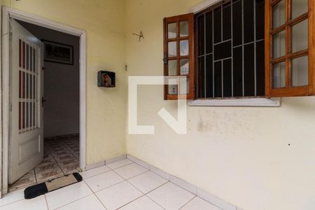 Casa à venda com 180m², 5 quartos e 1 vaga Casa à venda com 180m², 5 quartos e 1 vagaEntrada da Casa 1