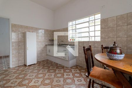 Casa à venda com 180m², 5 quartos e 1 vaga Casa à venda com 180m², 5 quartos e 1 vagaCozinha 2