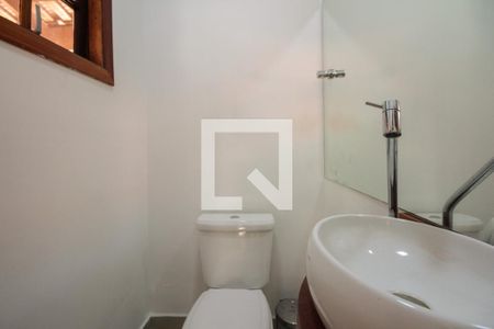 Lavabo  de casa à venda com 3 quartos, 280m² em Vila Bertioga, São Paulo
