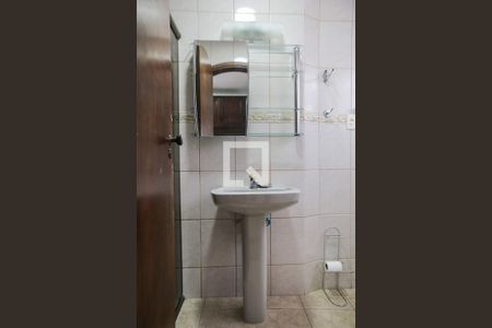 Apartamento para alugar com 253m², 3 quartos e 2 vagas Apartamento para alugar com 253m², 3 quartos e 2 vagasBanheiro da suíte