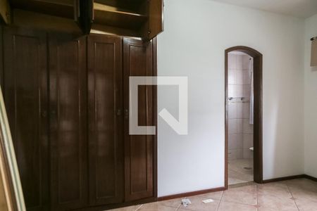Apartamento para alugar com 253m², 3 quartos e 2 vagas Apartamento para alugar com 253m², 3 quartos e 2 vagasSuíte