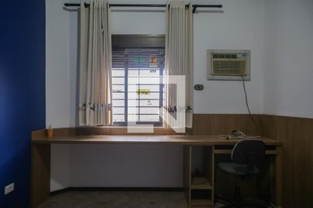 Apartamento para alugar com 253m², 3 quartos e 2 vagas Apartamento para alugar com 253m², 3 quartos e 2 vagasQuarto