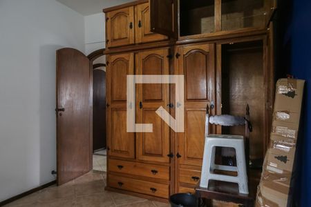 Apartamento para alugar com 253m², 3 quartos e 2 vagas Apartamento para alugar com 253m², 3 quartos e 2 vagasQuarto