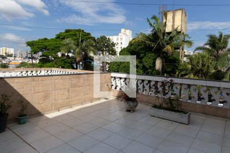 Casa à venda com 225m², 4 quartos e 2 vagasvaranda