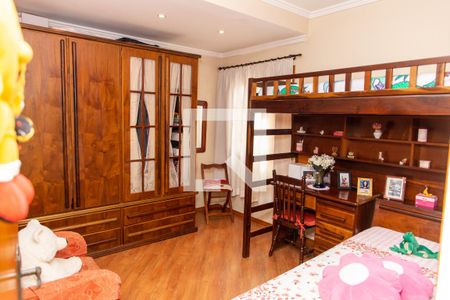 Casa à venda com 225m², 4 quartos e 2 vagasQuarto 3