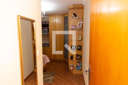 Casa à venda com 225m², 4 quartos e 2 vagasQuarto 2