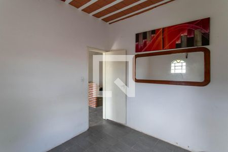 Casa à venda com 360m², 3 quartos e 1 vaga Casa à venda com 360m², 3 quartos e 1 vagaBarracão - Quarto