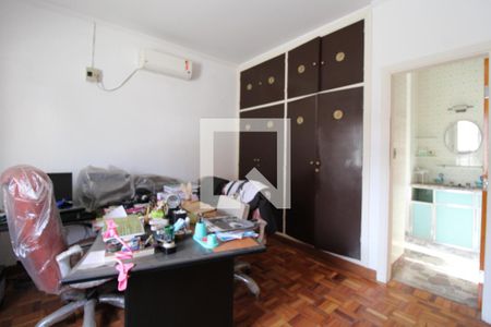 Casa à venda com 412m², 4 quartos e 5 vagasQuarto 2