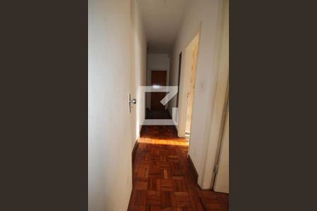 Casa à venda com 412m², 4 quartos e 5 vagasCorredor 4