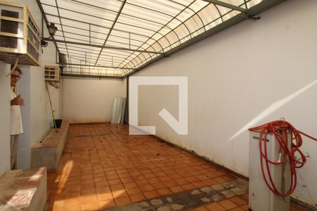 Casa à venda com 412m², 4 quartos e 5 vagasQuintal