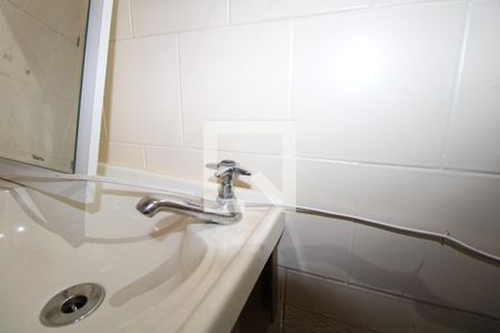 Casa à venda com 412m², 4 quartos e 5 vagasBanheiro inferior 1