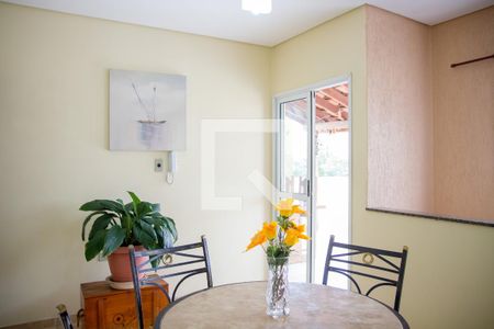 Apartamento à venda com 185m², 4 quartos e 3 vagas Apartamento à venda com 185m², 4 quartos e 3 vagasCobertura