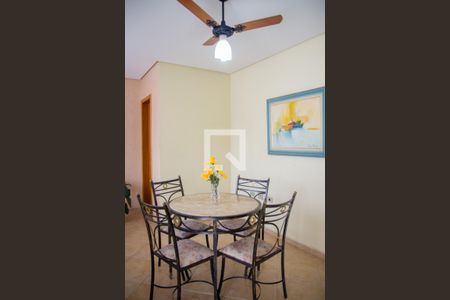 Apartamento à venda com 185m², 4 quartos e 3 vagas Apartamento à venda com 185m², 4 quartos e 3 vagasCobertura