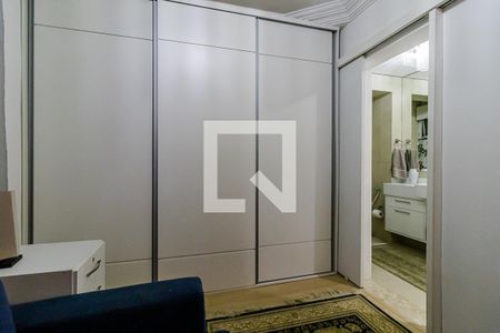 Apartamento à venda com 168m², 3 quartos e 2 vagas Apartamento à venda com 168m², 3 quartos e 2 vagasSuíte 2