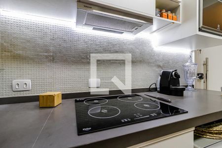 Apartamento à venda com 168m², 3 quartos e 2 vagas Apartamento à venda com 168m², 3 quartos e 2 vagasCozinha