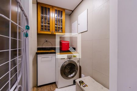 Apartamento à venda com 168m², 3 quartos e 2 vagas Apartamento à venda com 168m², 3 quartos e 2 vagasÁrea de Serviço