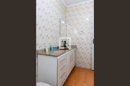 Casa à venda com 126m², 2 quartos e 2 vagasBanheiro 1