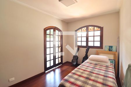 Casa à venda com 316m², 3 quartos e 6 vagasQuarto 2