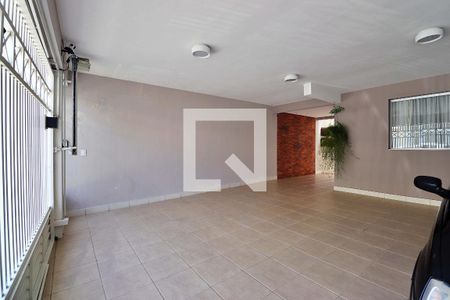 Casa à venda com 316m², 3 quartos e 6 vagasGaragem