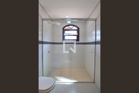 Casa à venda com 316m², 3 quartos e 6 vagasBanheiro Social