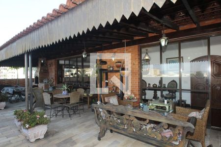 Apartamento à venda com 421m², 4 quartos e 3 vagasCobertura