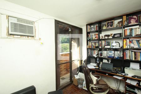 Apartamento à venda com 421m², 4 quartos e 3 vagasQuarto 2