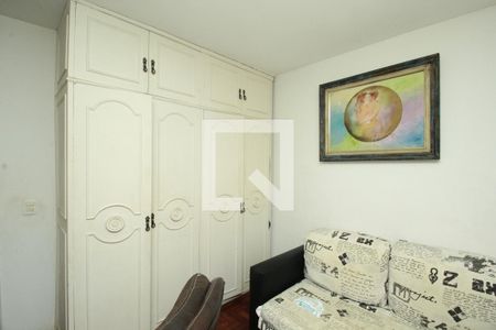 Apartamento à venda com 421m², 4 quartos e 3 vagasQuarto 2