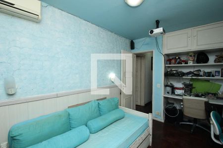 Apartamento à venda com 421m², 4 quartos e 3 vagasQuarto 3