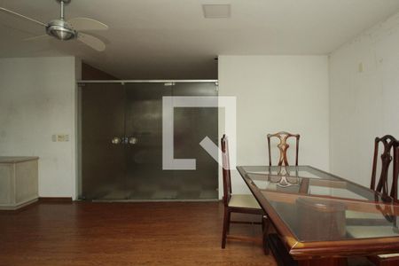 Apartamento à venda com 421m², 4 quartos e 3 vagasÁrea comum - Salão de festas